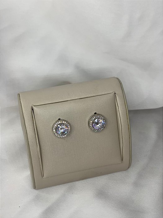 BRINCO REDONDO CRAVEJADO NO RODIO