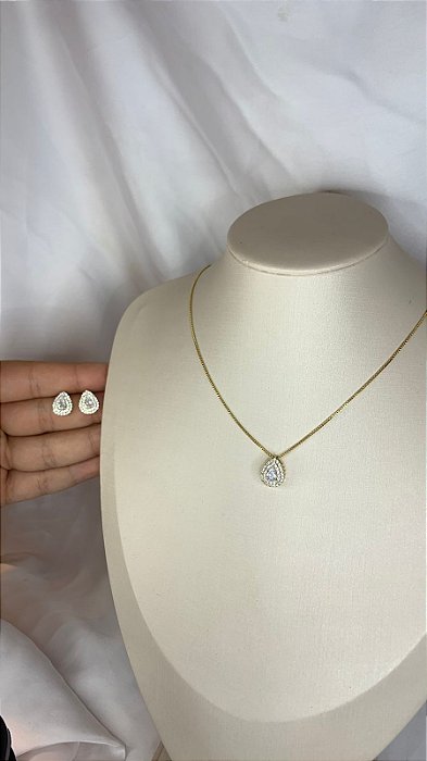 CONJUNTO GOTA CRAVEJADO BANHO OURO