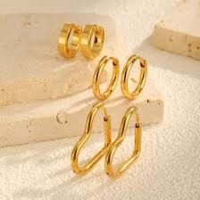 BRINCO DOURADO TRIO AÇO INOX CORAÇÃO