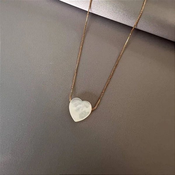 COLAR CORAÇÃO MADRE PEROLA G