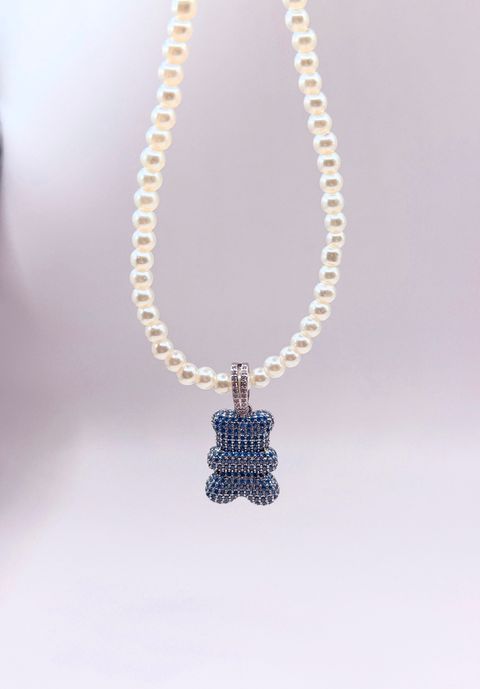 COLAR TED LILAS EM PEROLAS