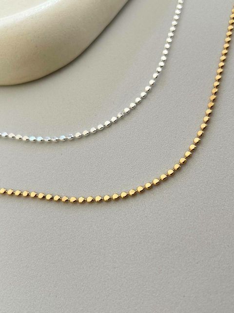 COLAR BOLINHAS ACHATADAS PRATA