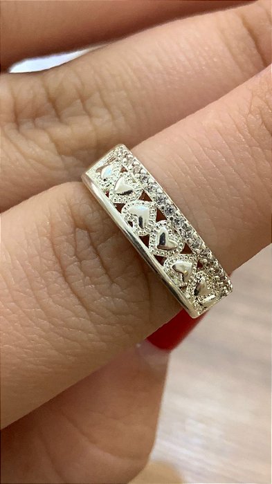 ANEL DE CORAÇÃO CRAVEJADO PRATA