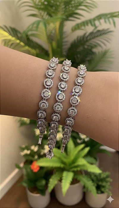 PULSEIRA CRAVEJADA EM ZIRCÔNIAS PRATA