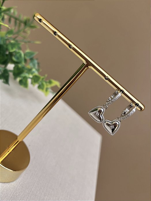 Brinco argolinha coração com zirconia rodio