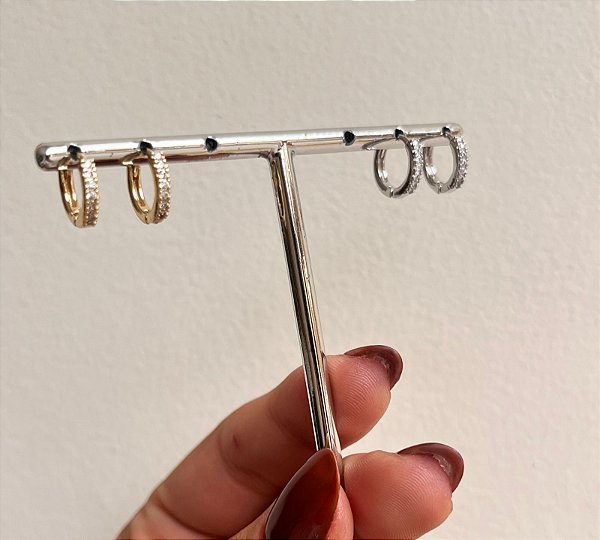 Brinco argolinha P cravejado ouro