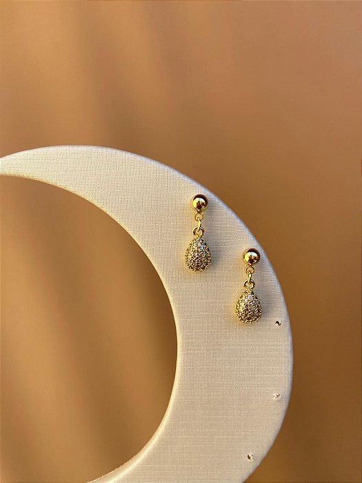 BRINCO GOTINHA CRAVEJADA