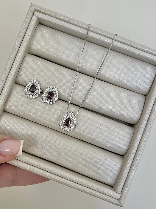 Conjunto gota crav Marrom