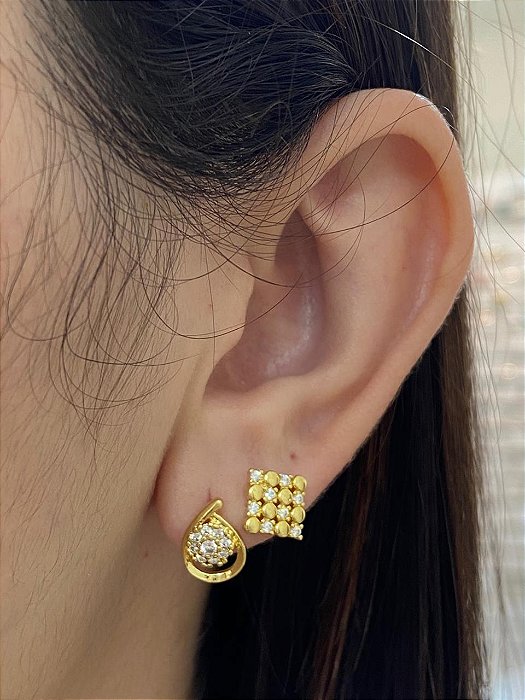 BRINCO DUO DE ZIRCÔNIA EM PAVÊ