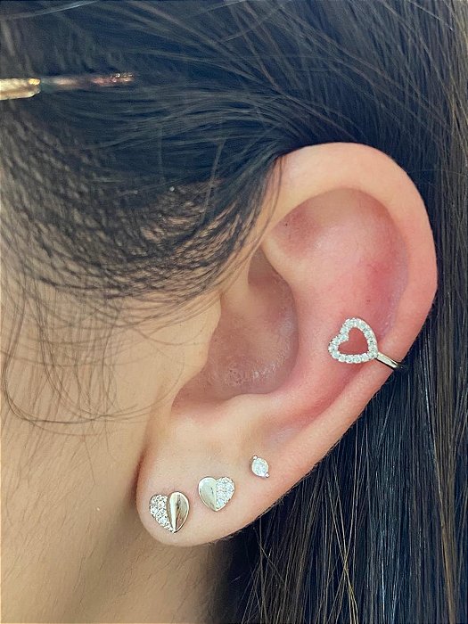 BRINCO TRIO CORAÇÕES COM METADE ZIRCONIA RODIO