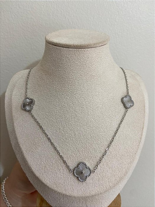 COLAR AÇO TREVO TEXTURIZADO