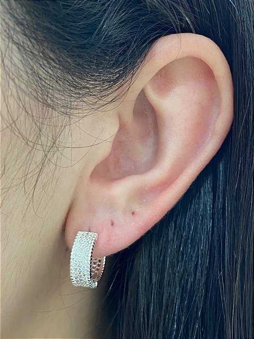 BRINCO ARGOLA CLICK CRAVEJADA BANHO DE PRATA