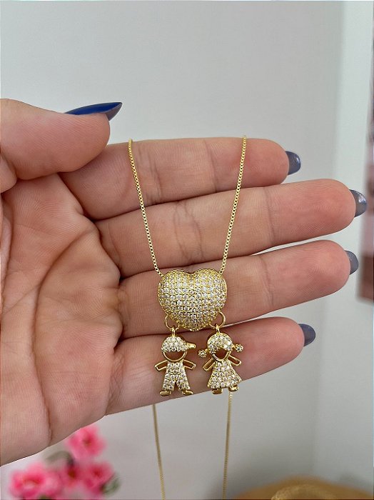 COLAR CORAÇÃO CRAVEJADO COM PINGENTE FILHOS CASAL