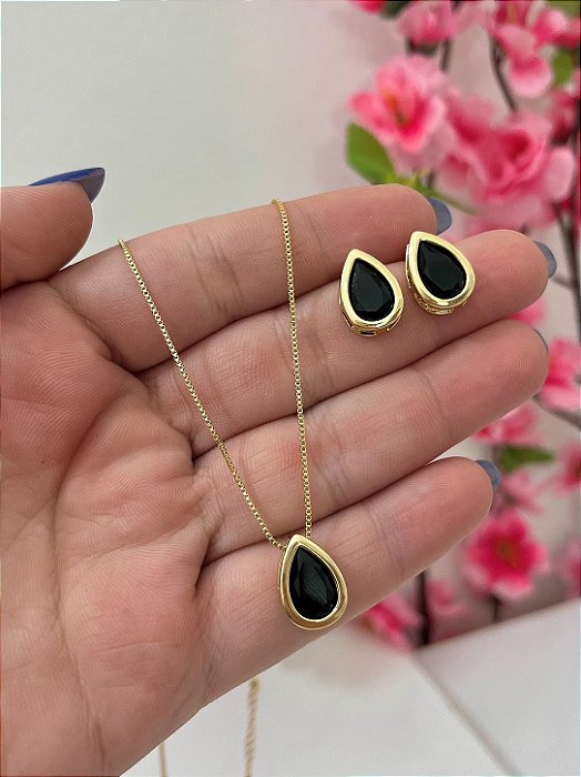 CONJUNTO GOTA PEDRA NEGRA DOURADO