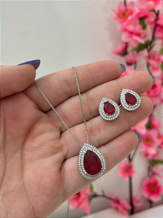 CONJUNTO GOTA CRAVEJADO VERMELHO RUBY