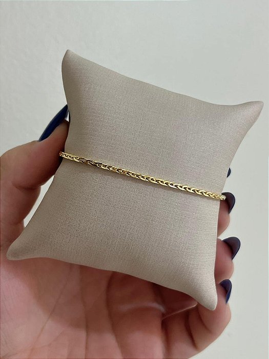 PULSEIRA MALHA TRANÇADA DOURADA