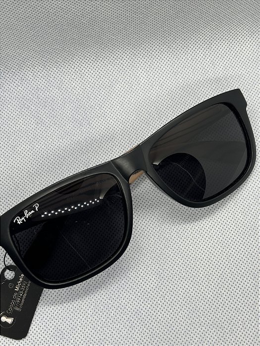 @ Óculos de sol RB preto hastes cor madeira - polarizado