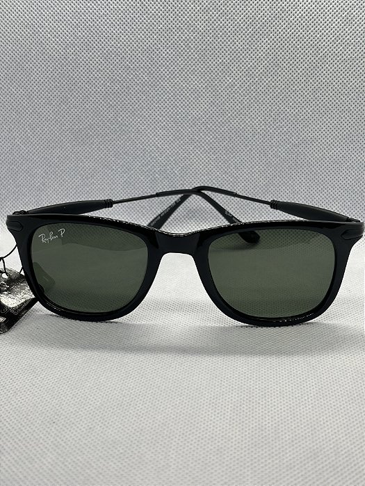 @ Óculos de sol preto verniz lente esverdeada RB
