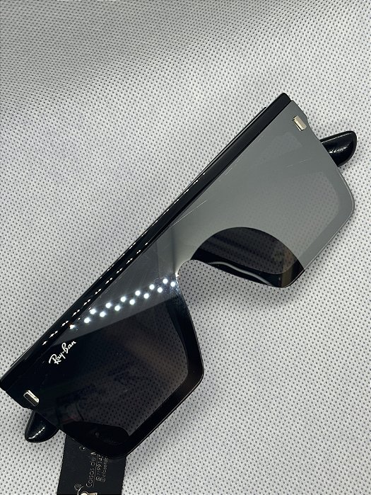 Óculos de sol quadrado lente espelhada cinza