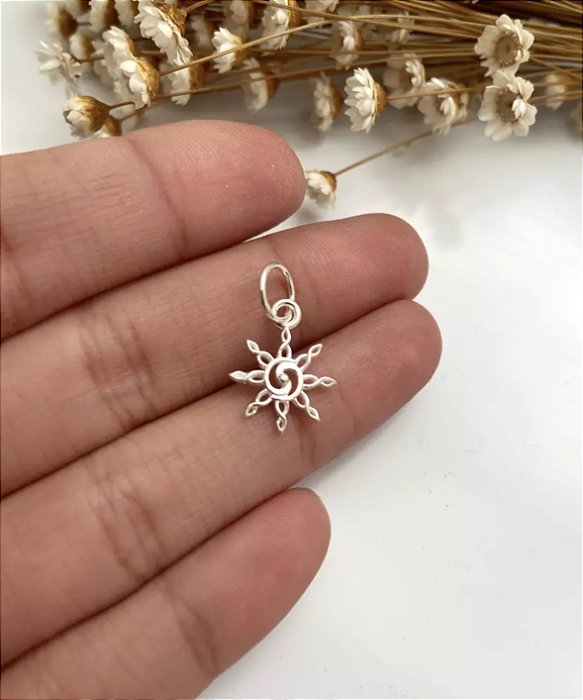 @ Pingente sol detalhes vazados 14mm  - Prata 925