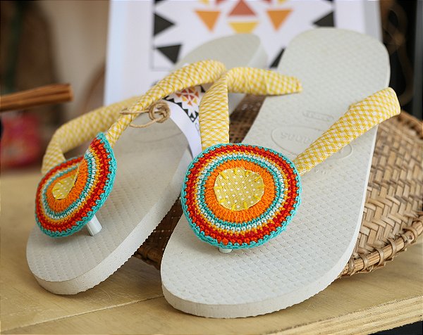 Havaianas com Mandala colorida