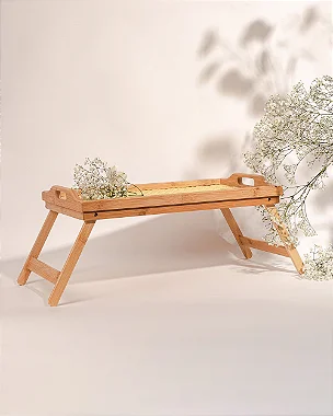 Bandeja Bambu Palhinha com Pés Dobráveis