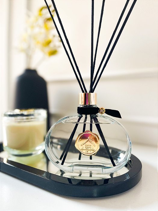 Kit Difusor de varetas Black c/Dourado com Vela Aromática s/ Bandeja