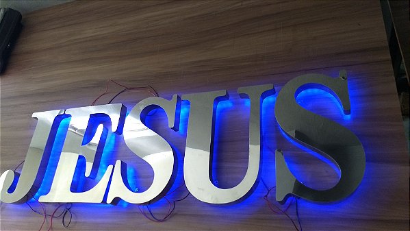 Letras Em Inox Espelhado com iluminação de led na cor desejada