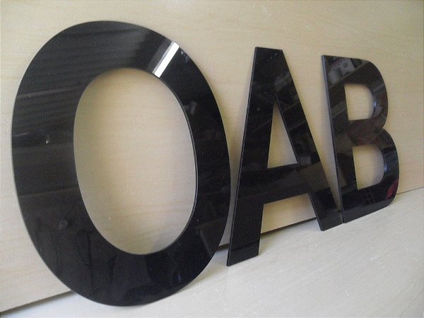 Letras e Logotipos Em Acrílico 3mm Corte à Laser .