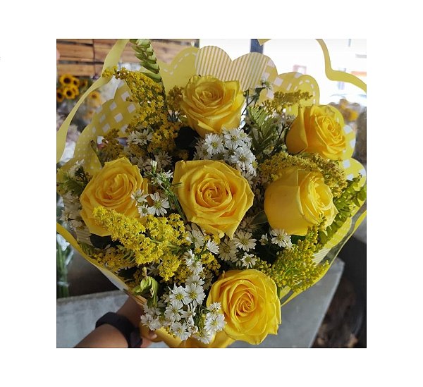 Buquê Master de Rosas Amarelas - Modelo Brilho do Sol