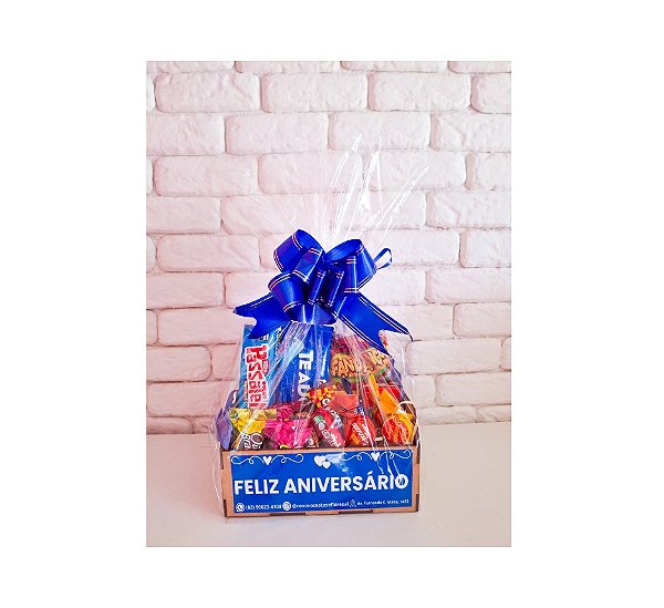 Cesta De Chocolate Para Aniversário - Modelo Pop 1