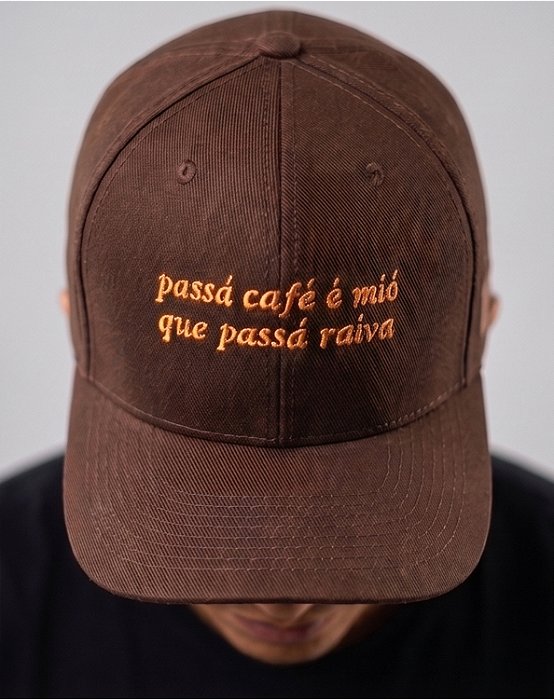 BONÉ PASSÁ CAFÉ É MIÓ QUE PASSÁ RAIVA