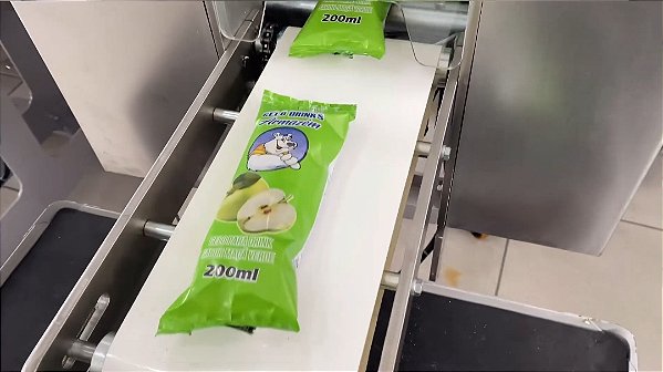 Embaladora FlowPack para Gelo Saborizado