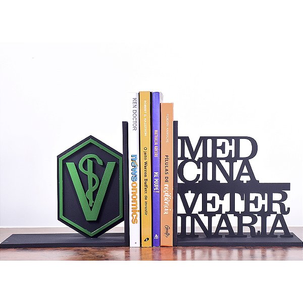 Aparador de livros medicina veterinária
