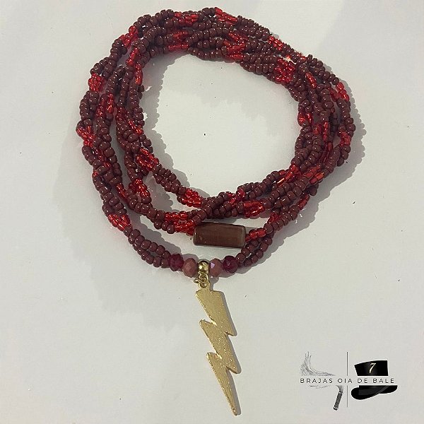 Guia de Iansa marrom e vermelha