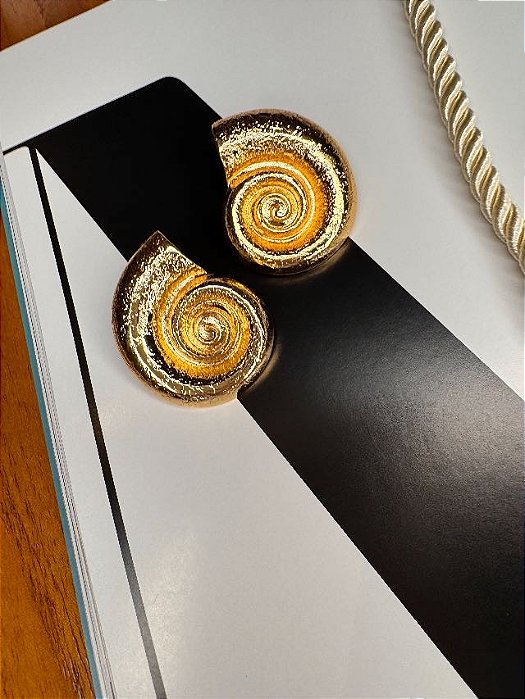 Brinco Caracol banho Ouro
