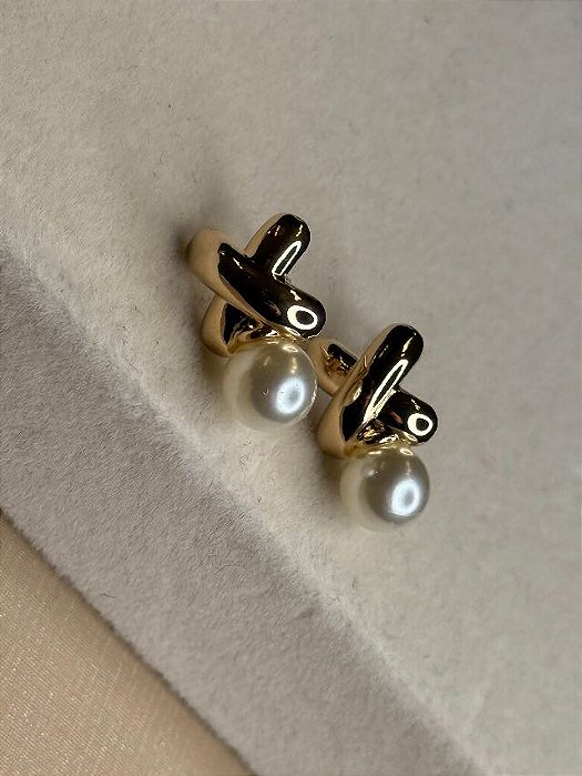 Brinco em Ouro 18k com pérolas