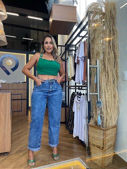 CALCA RETA JEANS COM STRASS