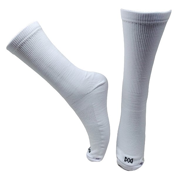 Meia Cano Médio Divertida Básica Lisa em Poliamida