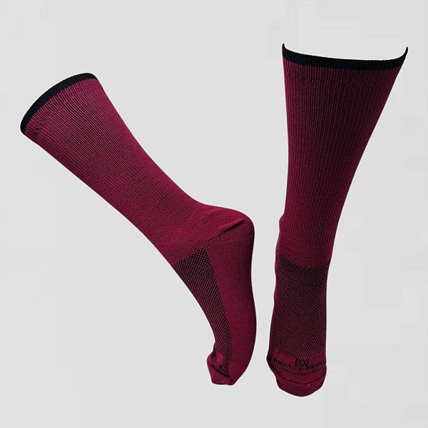 Meia Cano Médio Divertida em Poliamida Castel vinho det preto