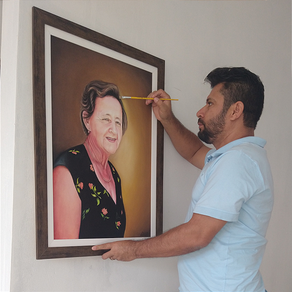 A SUA ENCOMENDA DE RETRATO, PINTURA EM TELA, COM 1 PESSOA NO QUADRO, TAMANHO 70/100 cm.