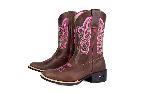 Bota Feminina Mr West - Cor: Fóssil Tabaco/ Bordado 124 Pink/ Bico Quadrado/ Solado Lukesse - Outlet