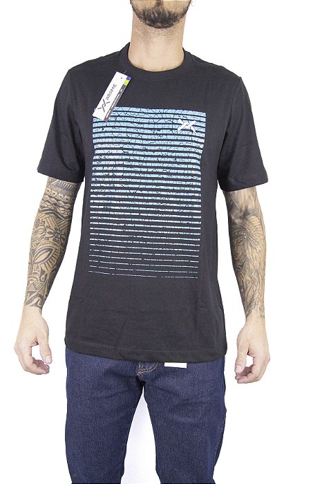 Camiseta Masculina Arame Cor/Modelo Arm Water Reflection