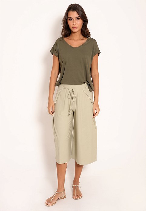 Calça Pantacourt Envelope Em Visco