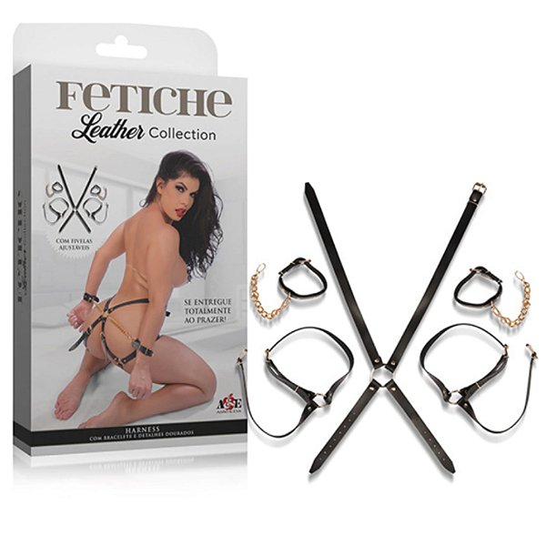 FETICHE HARNESS COM BRACELETE E DETALHES DOURADOS