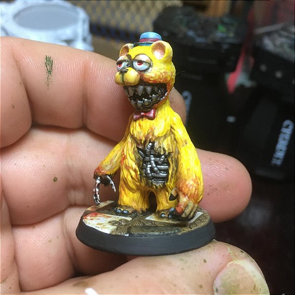 ESTATUETA MASCOT ROBO BEAR - FNAF