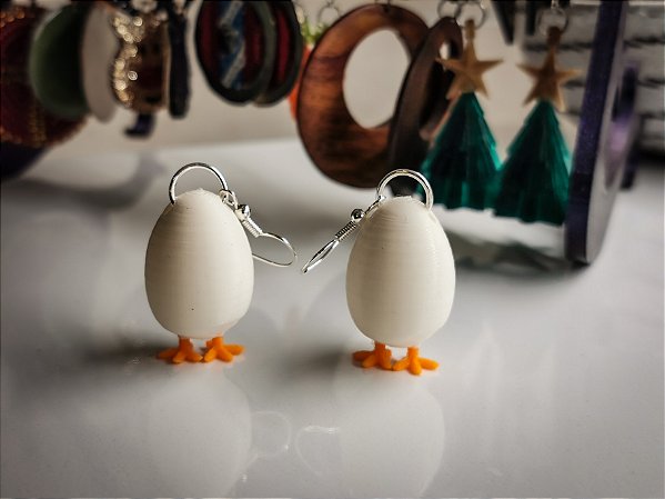 OVOS COM PATINHAS - Brincos ou chaveiros!