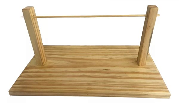 Tábua de frios e queijos com varal