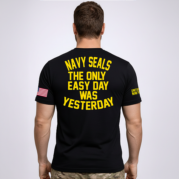 Camiseta Militar Tradicional Navy Seals The Only Easy Day