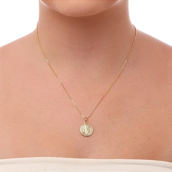 Colar com Pingente de São Bento • Banhado a Ouro 18k